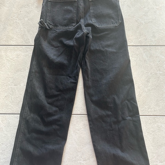 Black High-Waisted Jeans - Picture 4 of 4